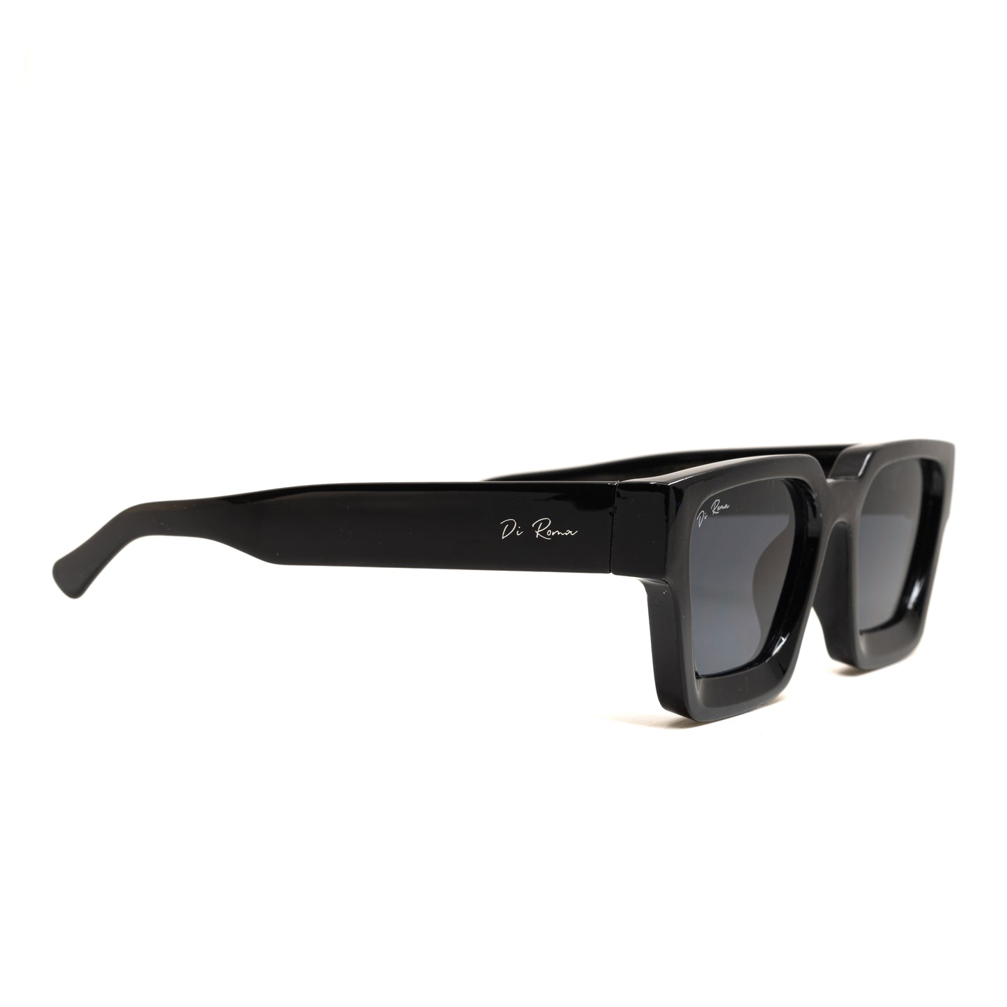 STRAUER ONBLACK